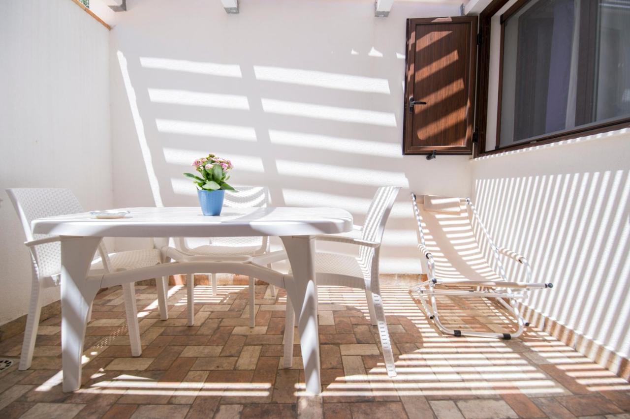 Sajonara Elvira Apartment Fontane Bianche